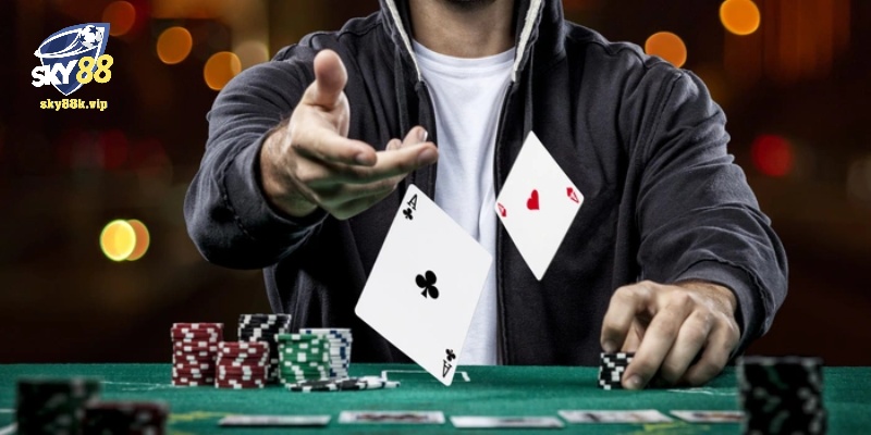 Xếp Hạng Hand Poker Chuẩn Xác Nhất 2024 Dành Cho Bạn Hiểu rõ thứ tự xếp hạng hand poker nâng cao tỷ lệ thắng